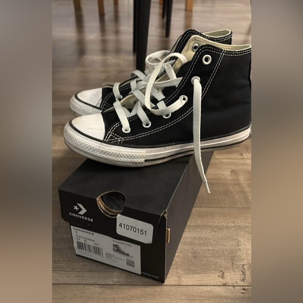 Converse Youth Size 1 (EU 32)